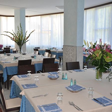 Hotel Real Cervia Exterior photo
