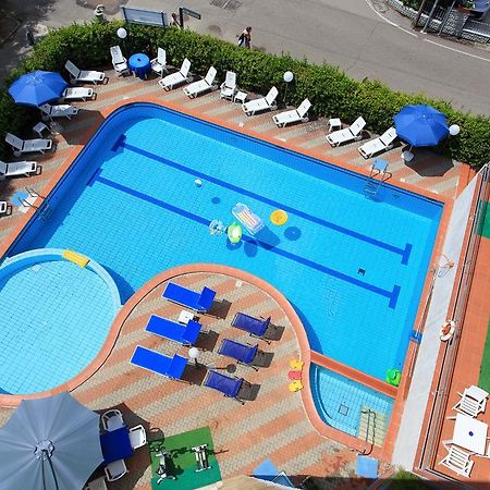 Hotel Real Cervia Exterior photo