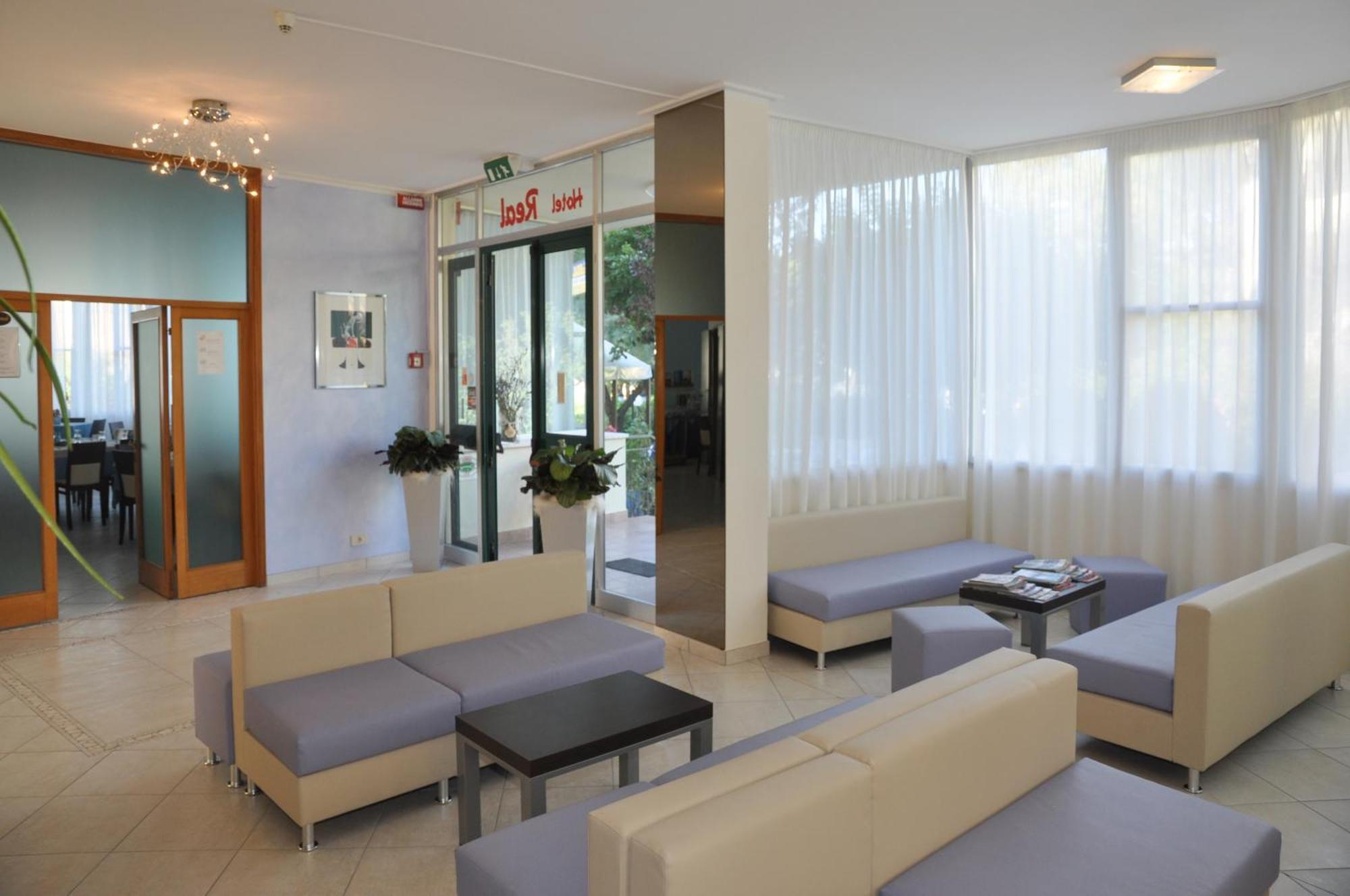Hotel Real Cervia Exterior photo