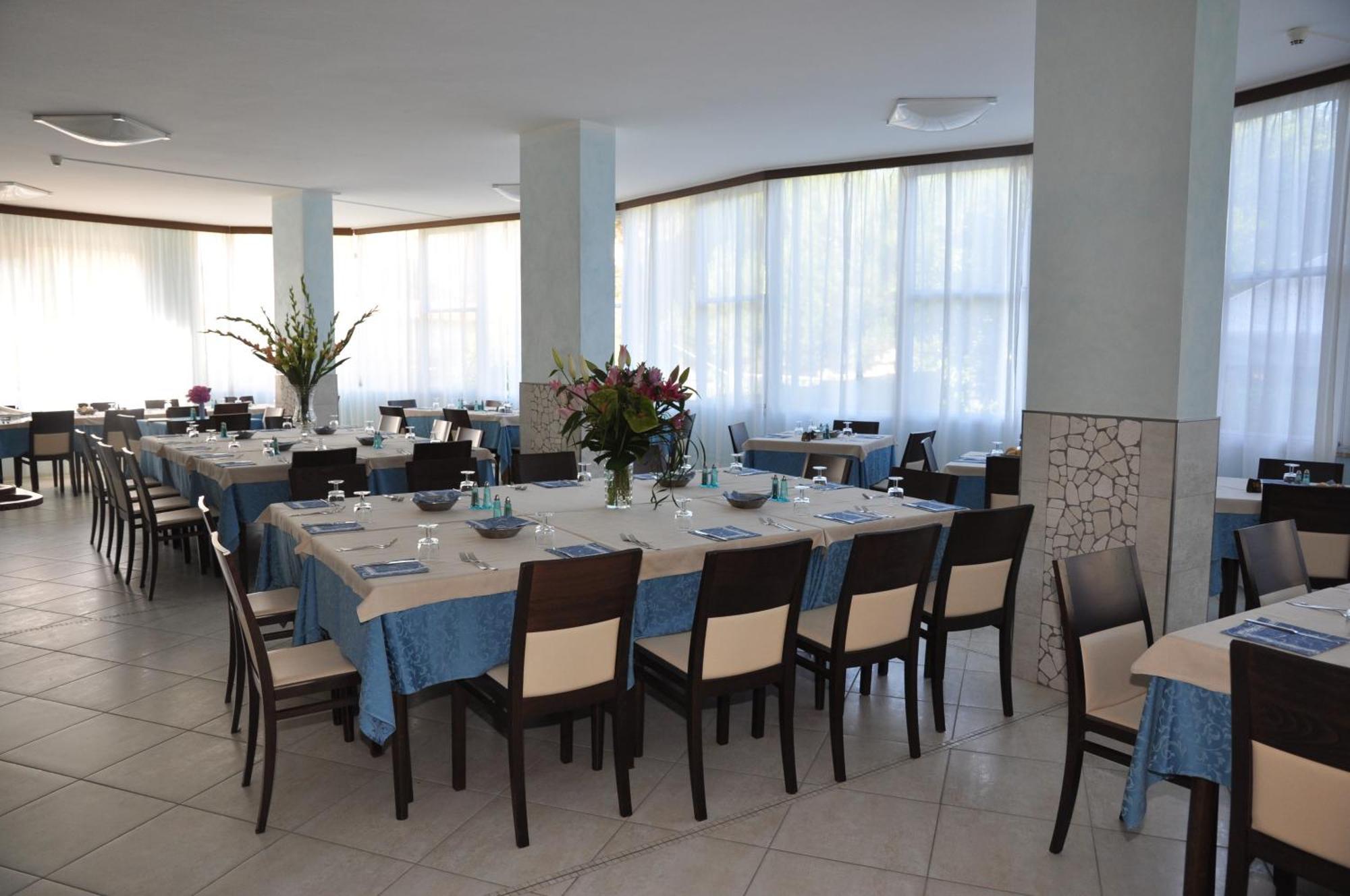 Hotel Real Cervia Exterior photo
