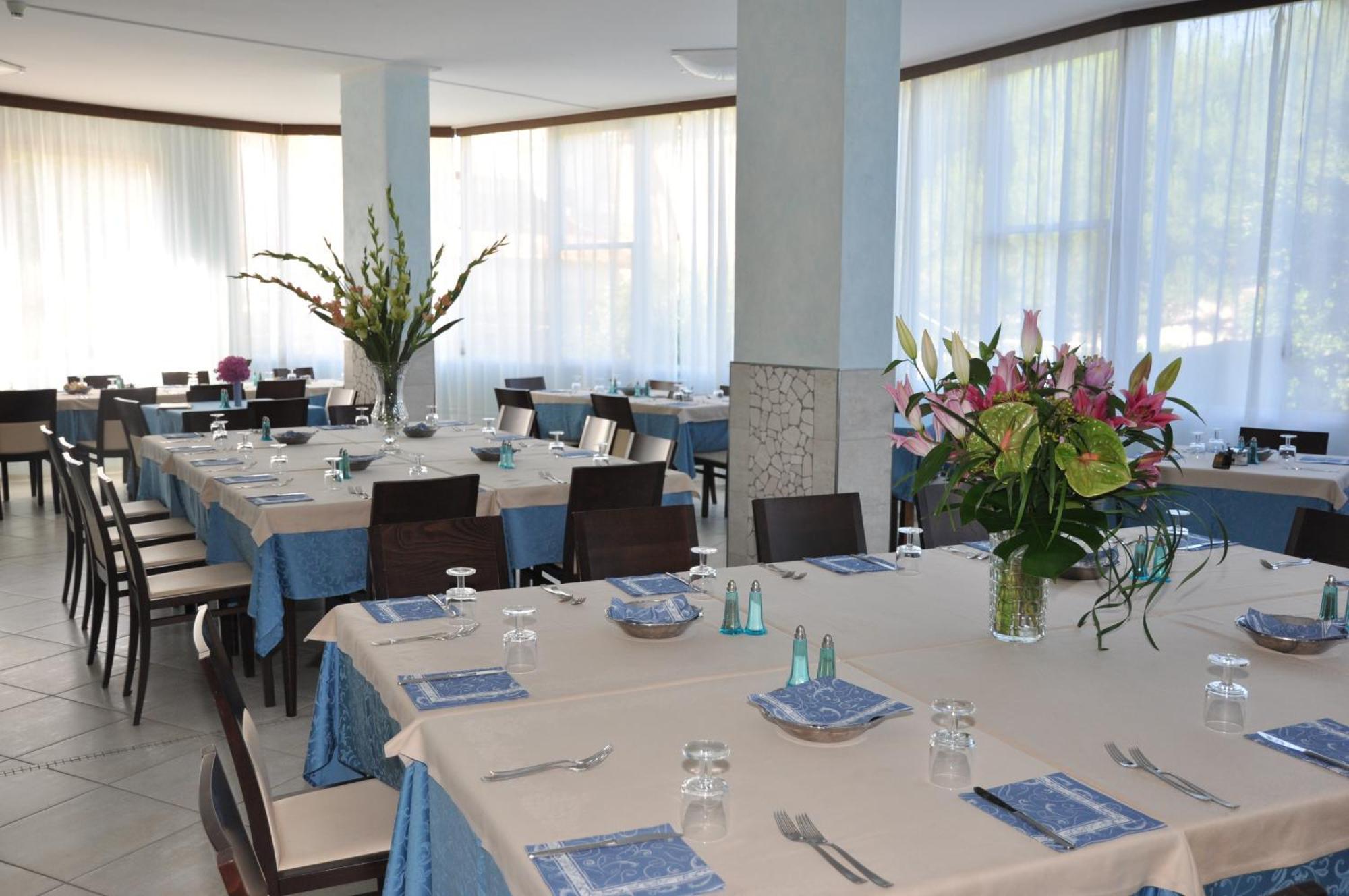 Hotel Real Cervia Exterior photo