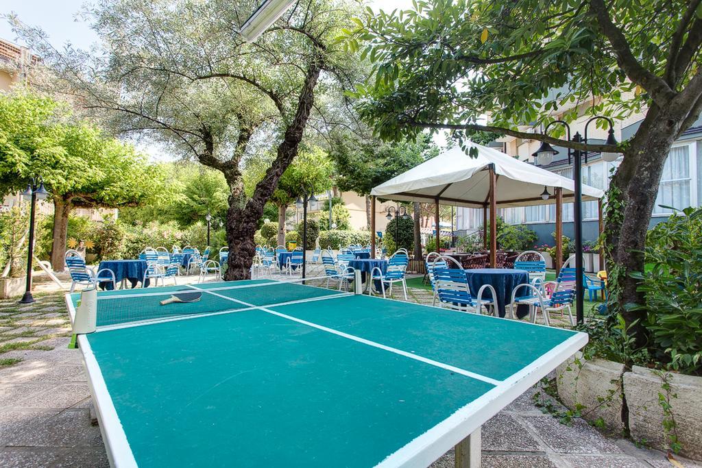 Hotel Real Cervia Exterior photo